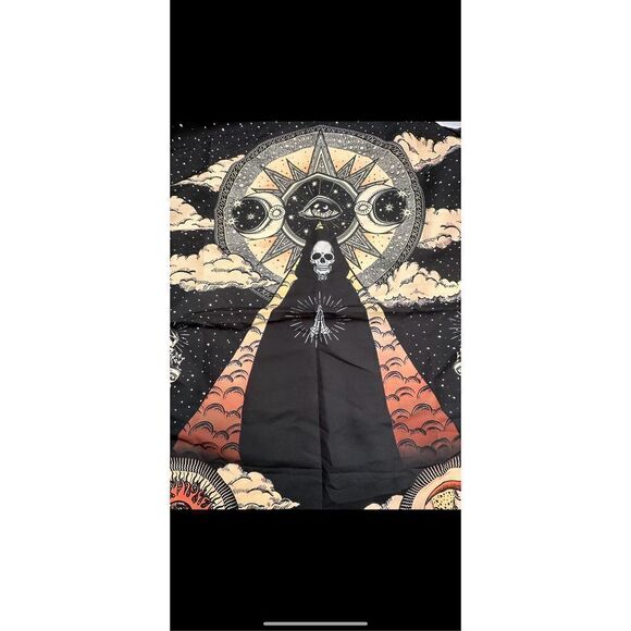 NWT Grim Reaper, tapestry measurements in pictures. - Picture 6 of 10